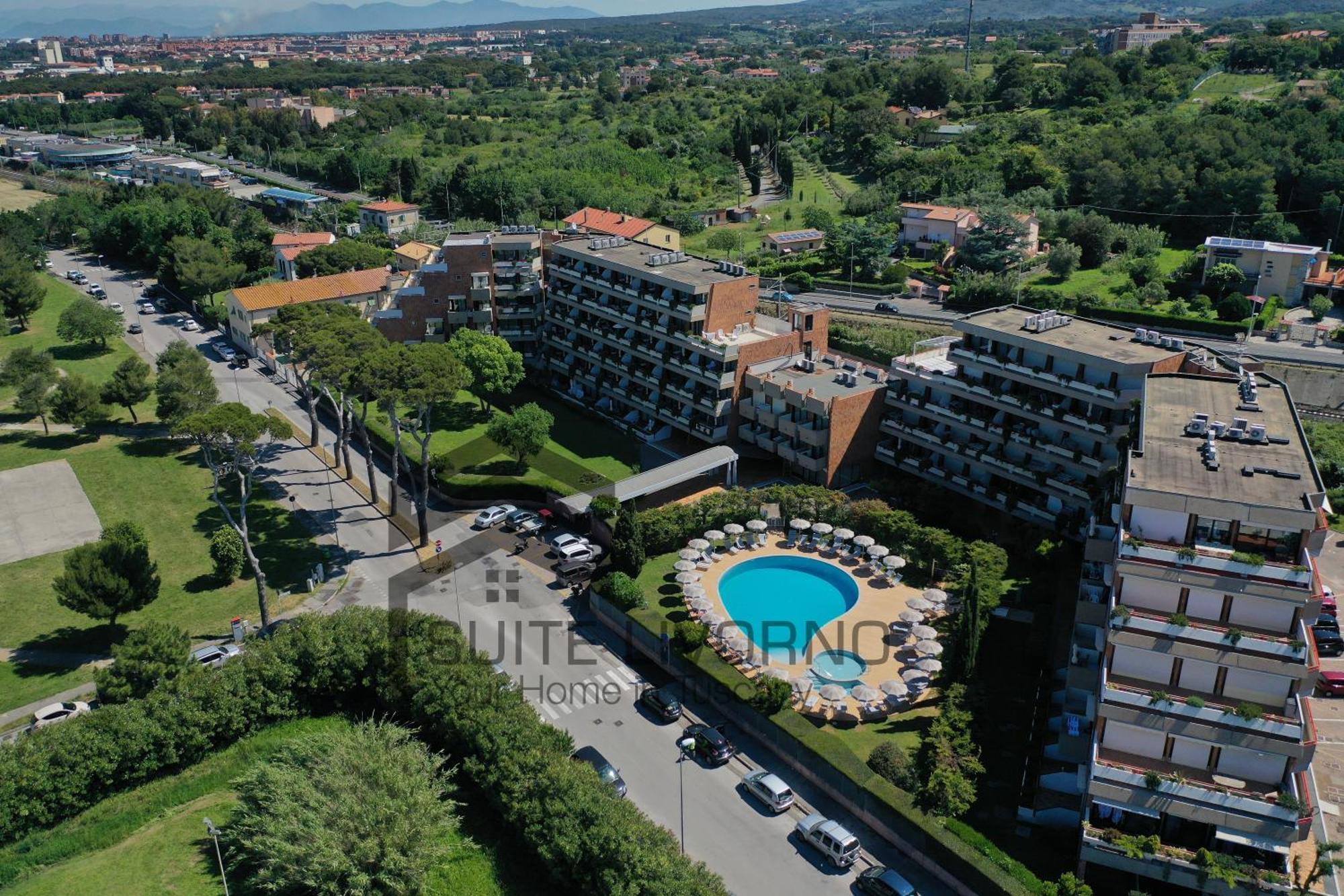 Suites Marilia Apartments Pool Side - Suite Livorno Holiday Home Group Zewnętrze zdjęcie