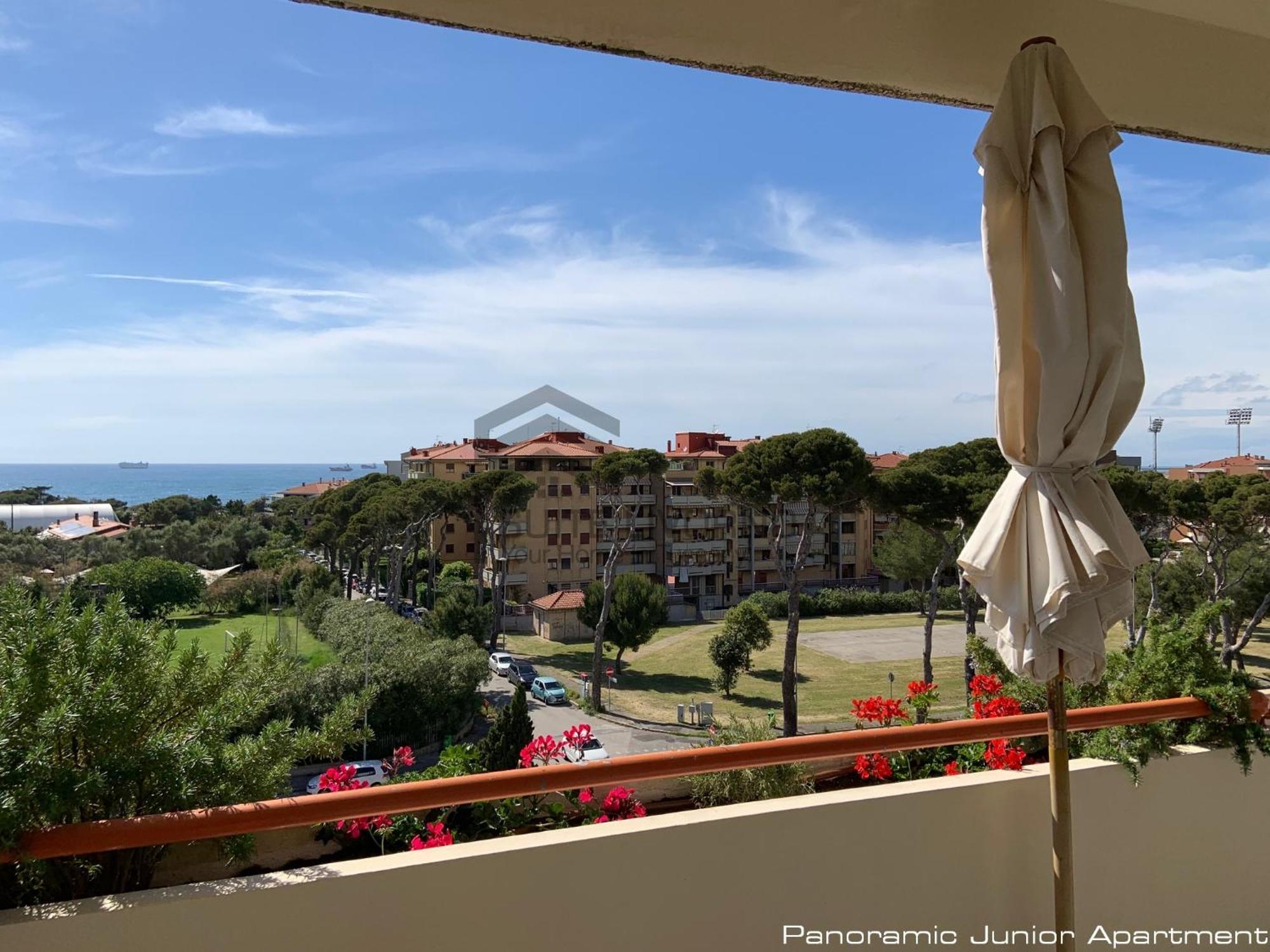 Suites Marilia Apartments Pool Side - Suite Livorno Holiday Home Group Zewnętrze zdjęcie
