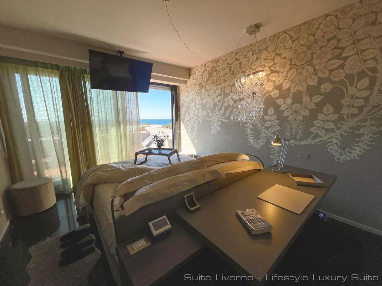 Suites Marilia Apartments Pool Side - Suite Livorno Holiday Home Group Zewnętrze zdjęcie
