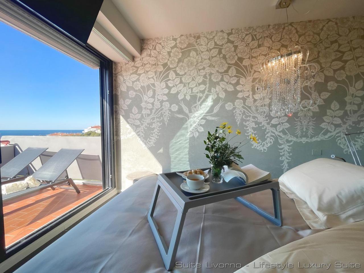 Suites Marilia Apartments Pool Side - Suite Livorno Holiday Home Group Zewnętrze zdjęcie