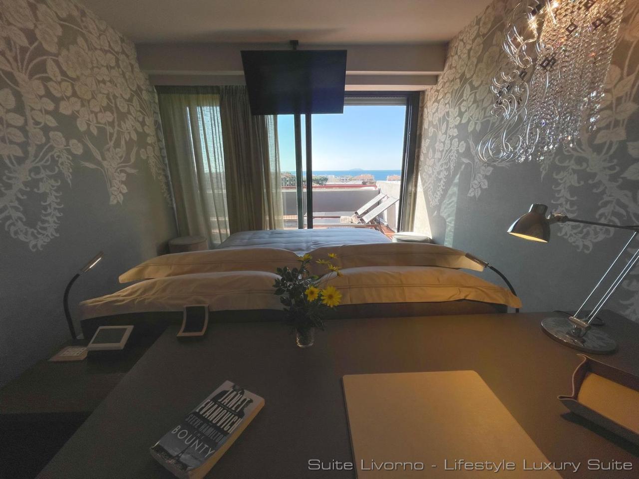 Suites Marilia Apartments Pool Side - Suite Livorno Holiday Home Group Zewnętrze zdjęcie