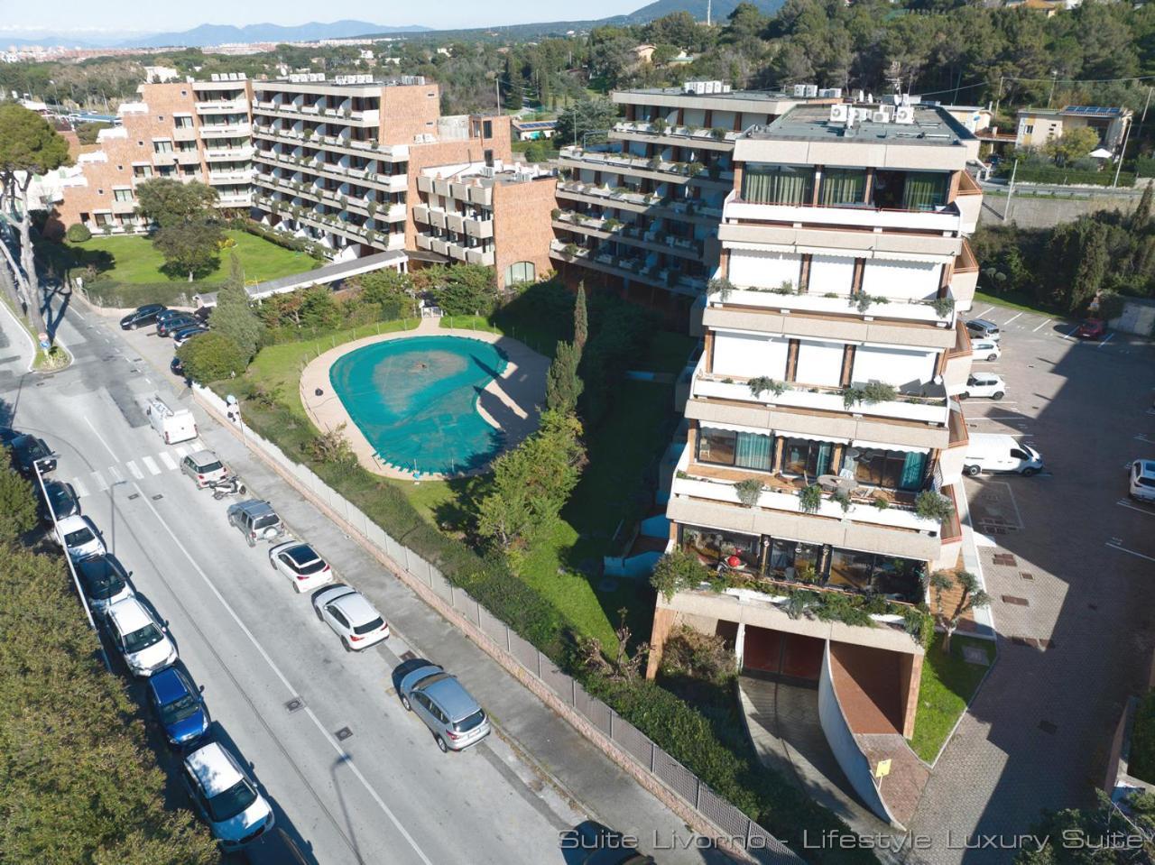 Suites Marilia Apartments Pool Side - Suite Livorno Holiday Home Group Zewnętrze zdjęcie